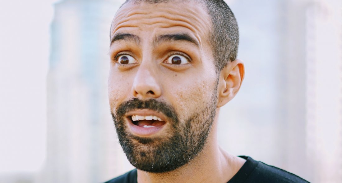 COMEDIAN\/ACTOR CHRIS ESPINOZA at WOODEN CASK!