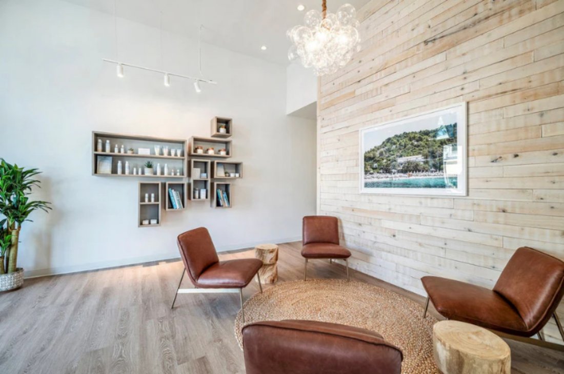 SUGARED + BRONZED EXPANDS IN ORANGE COUNTY WITH NEW HUNTINGTON BEACH LOCATION