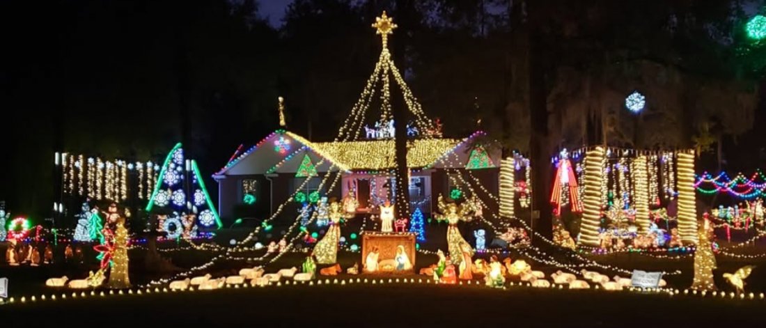 Woodams Christmas Lights