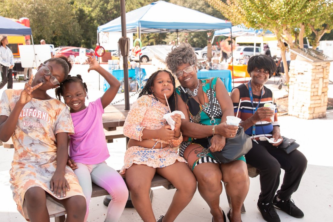 A Taste of East Memorial Drive on Good Neighbors Day