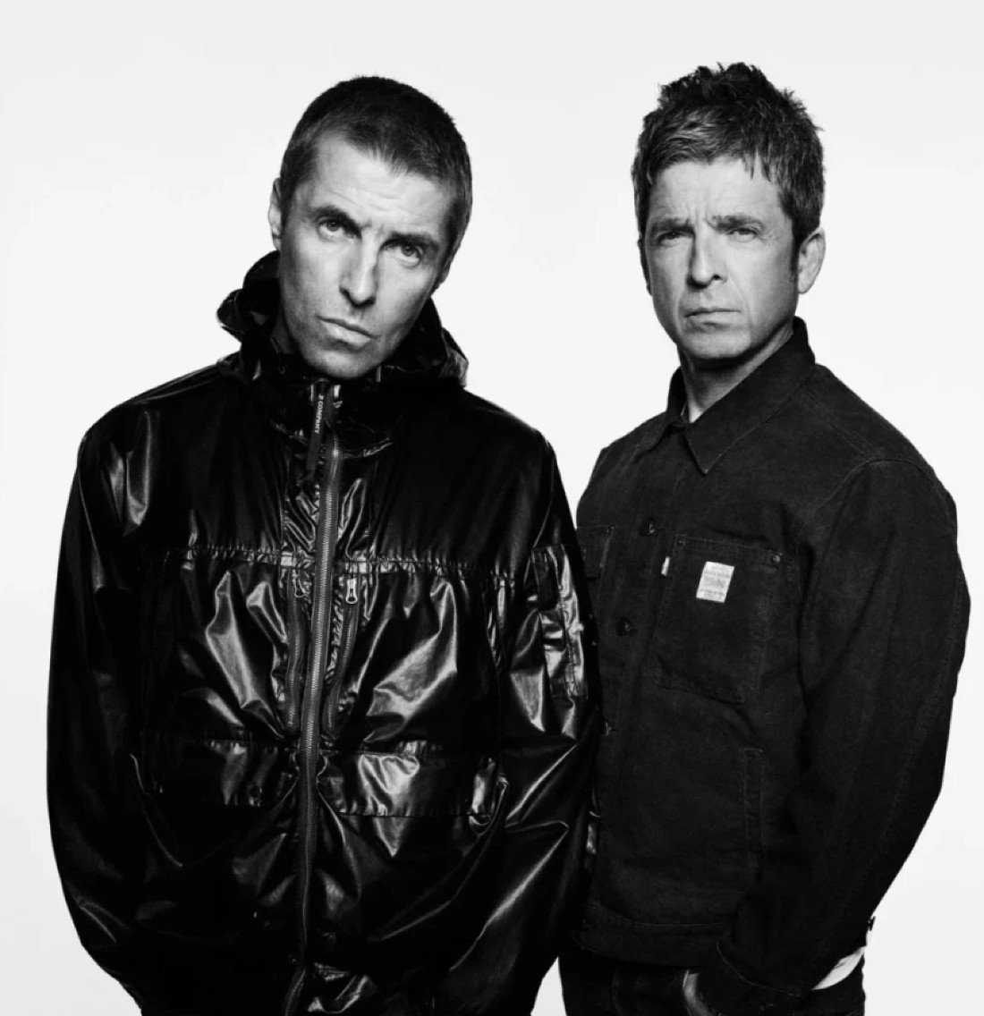 Oasis & Cage The Elephant at Rose Bowl Stadium