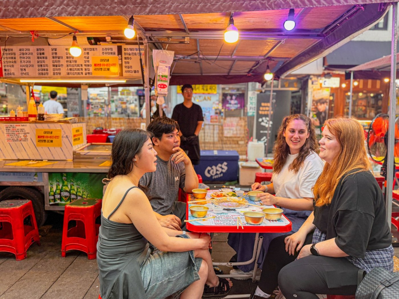 Streets food of Jongno 3-ga and Ikseon-dong in Seoul