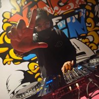 DJ Chainriser 