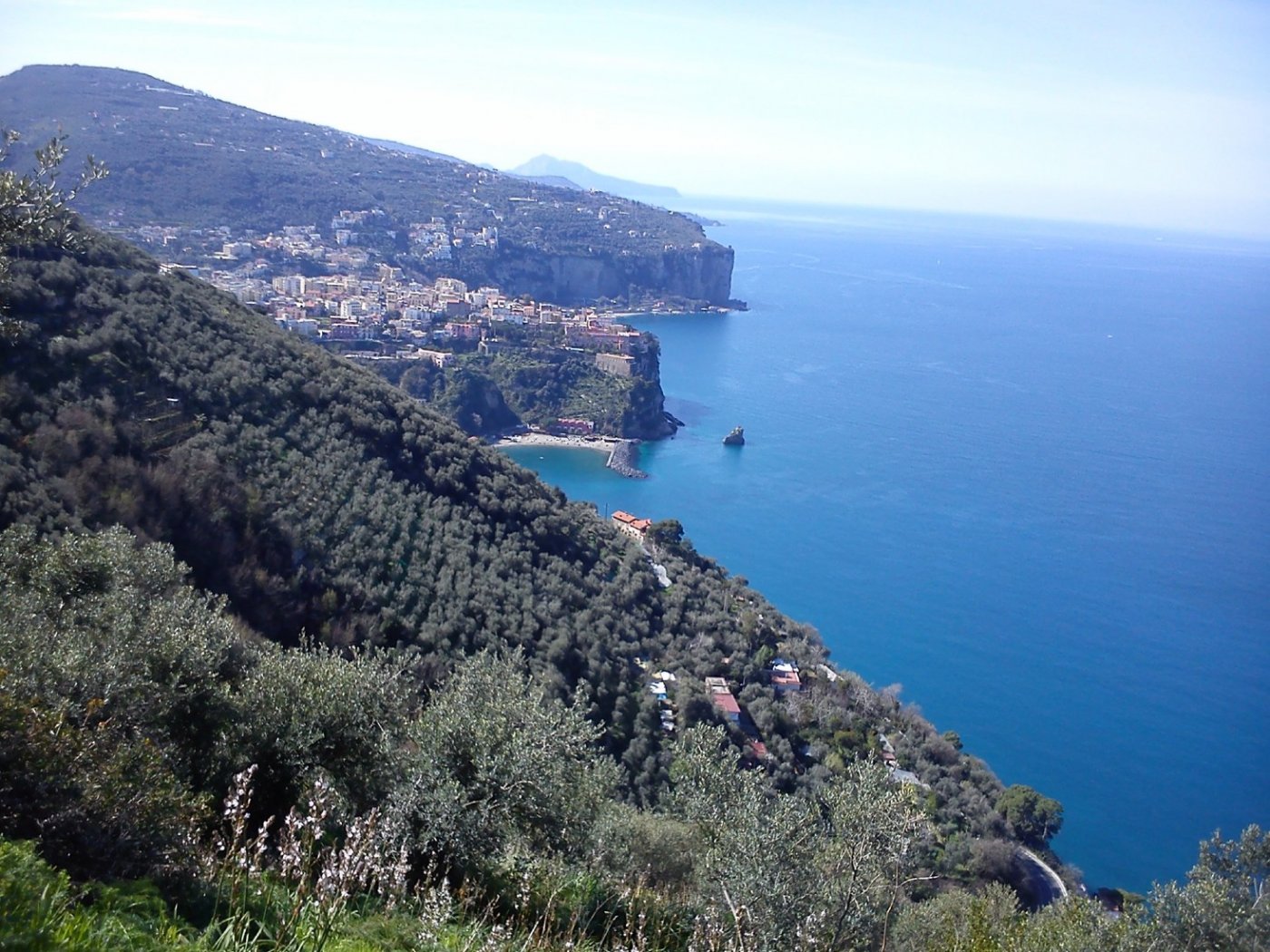 Percorsi tra antichi borghi, un sorso di storia e musica