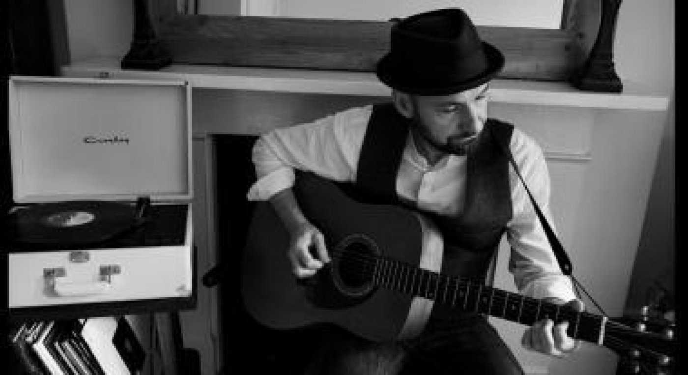 Richard Anderson Evening Show Albion Brewery Bar Northampton