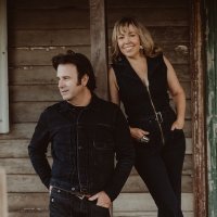 Felicity Urquhart & Josh Cunningham