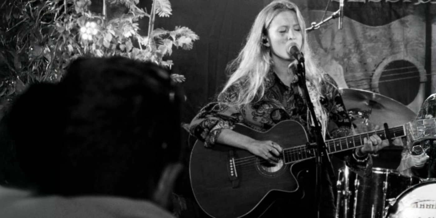 Live in the Lounge | Daisy Mae