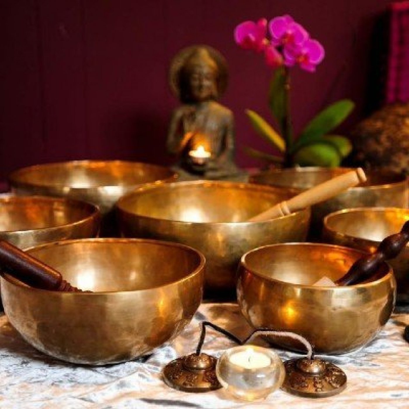 Sound Bath with Elise Manzo