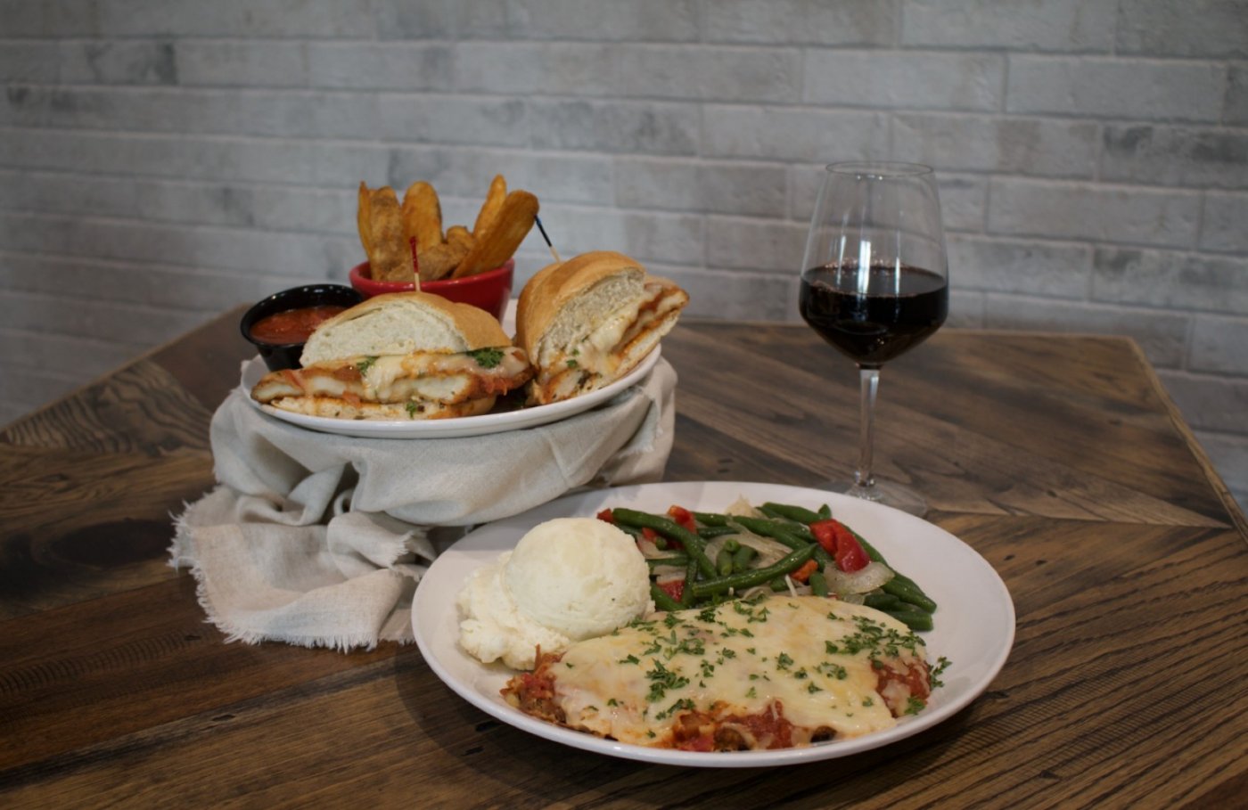 Chompie\u2019s Announces Return of Popular Comfort Food Menu Items OCT. 9-DEC. 31 