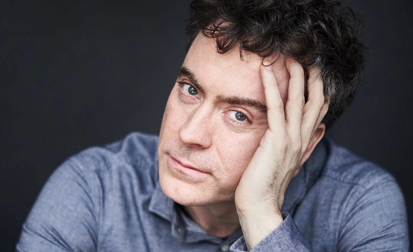 Paul Lewis, piano