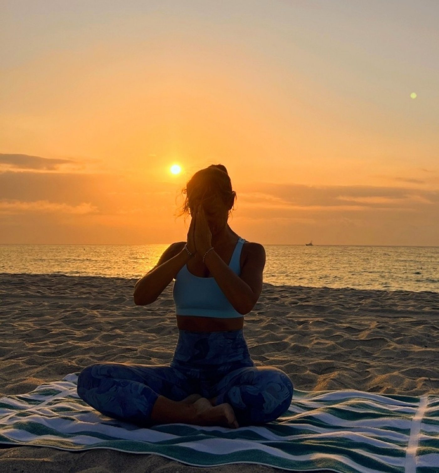 YOGA IN THE PARK !