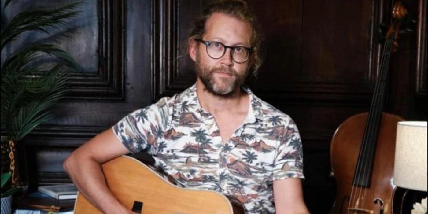 Live in the Lounge | Joe Francis