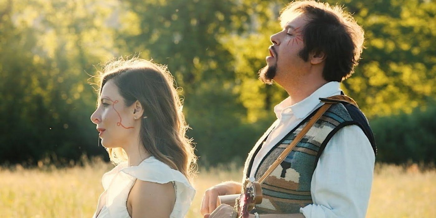 Gal George Gjurin: \u201cLOVELY TRADITIONALS \u2013 STORIES ABOUT SLOVENIAN WOMEN"