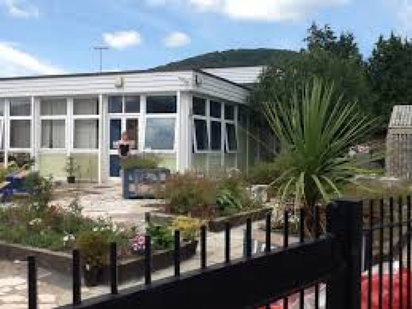 Abergavenny Jewellery Buying In Event With Gerrards Auction Rooms No Tickets Needed