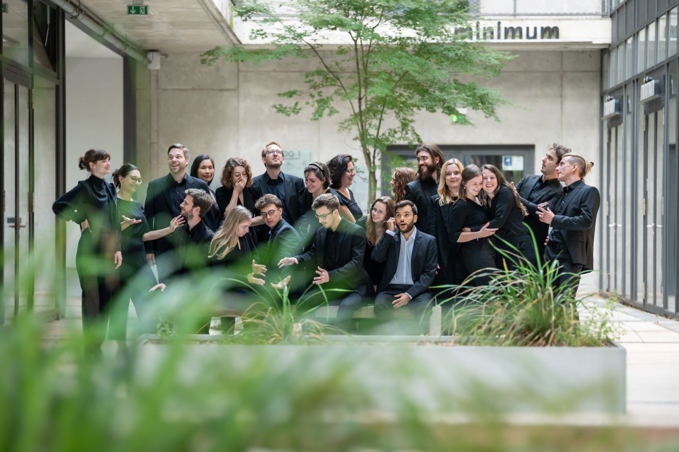 Human Input - Exploratives Chorkonzert zu k\u00fcnstlicher Intelligenz