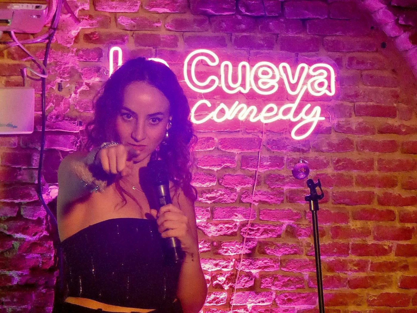 Stand Up Comedy in English