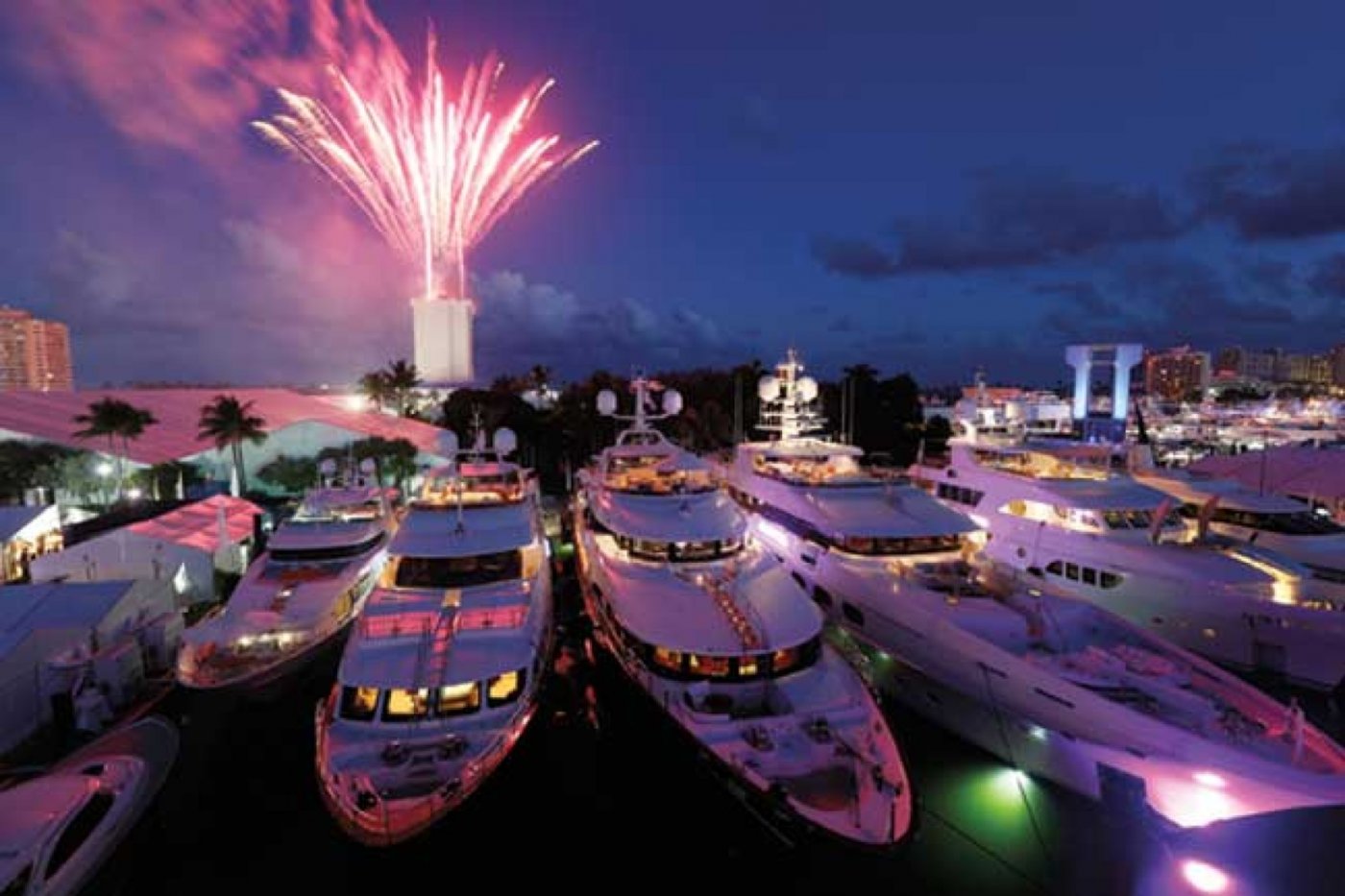 NEW YEAR YACHT PARTY