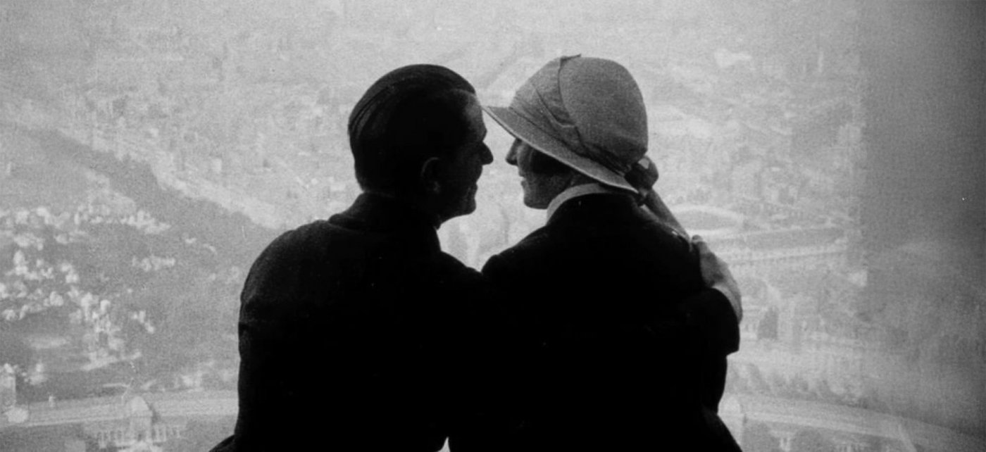 Screening of "Paris qui dort" + Live musical accompaniment 