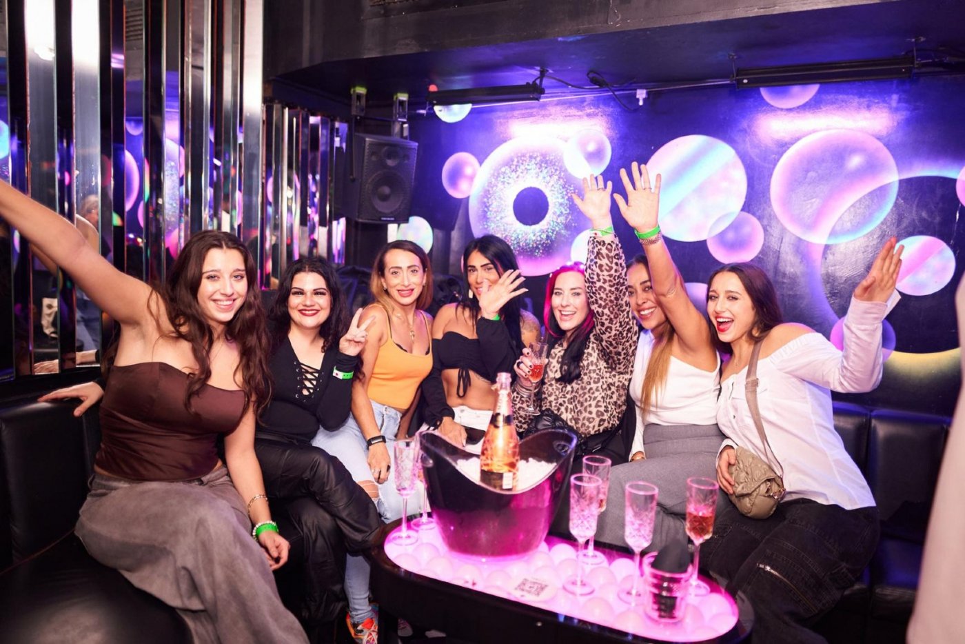 New Year's Eve Pub Crawl London