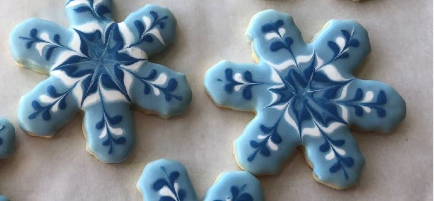 OLD MISSION WOMEN'S CLUB 29TH ANNUAL HOLIDAY COOKIE FUNDRAISER