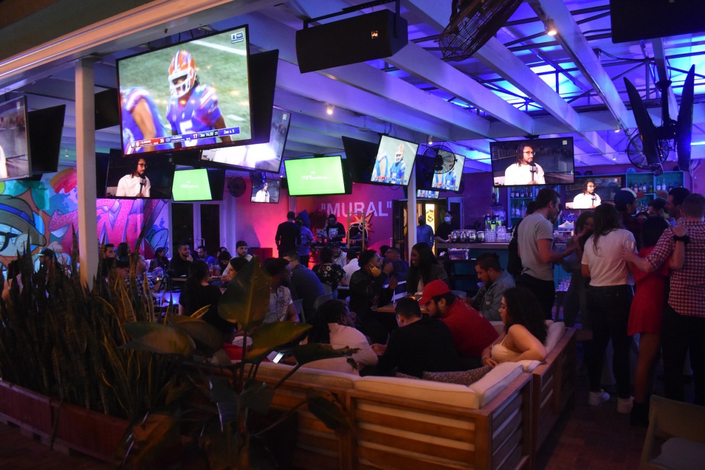 \ud83c\udfc8 Thursday Night Football at Grails Wynwood \u2013 Miami\u2019s #1 Sports Bar