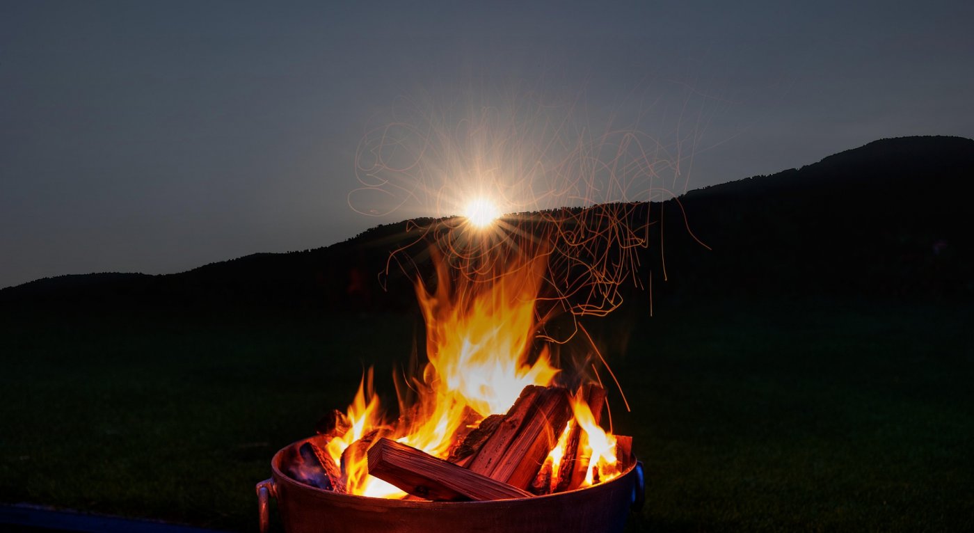 \u0414\u0435\u043d \u043d\u0430 \u0438\u0437\u043e\u0431\u0438\u043b\u0438\u0435\u0442\u043e - \u043f\u0440\u0430\u0437\u043d\u0443\u0432\u0430\u043d\u0435 \u043d\u0430 \u0437\u0438\u043c\u043d\u043e\u0442\u043e \u0441\u043b\u044a\u043d\u0446\u0435\u0441\u0442\u043e\u0435\u043d\u0435