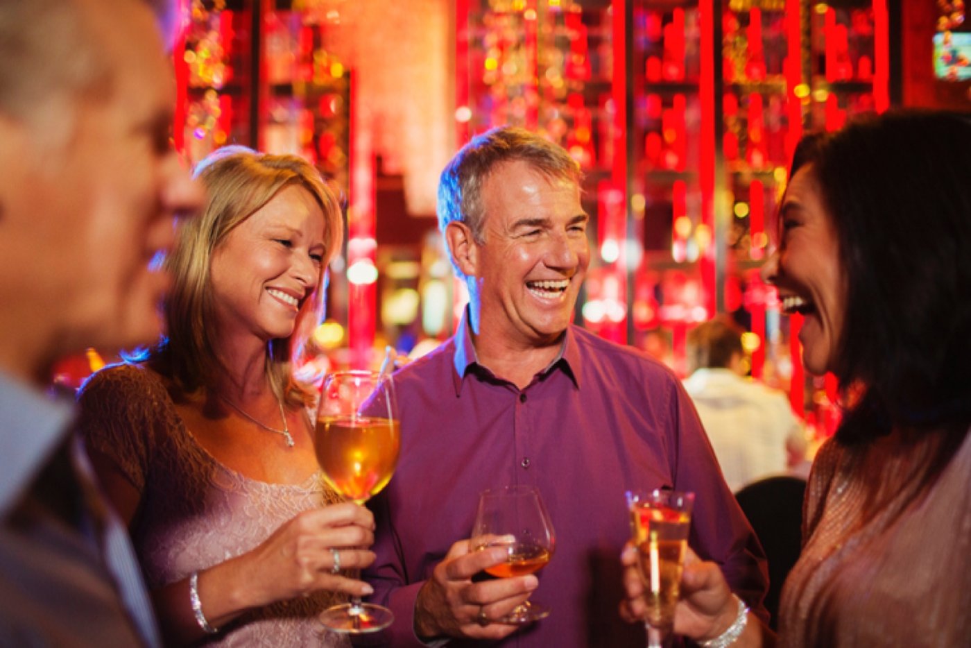 Singles evenementen 50-65 in Utrecht | \u201cSingle, Sips & Happy Beats\u201d \u2013 d\u00e9 borrel voor singles!