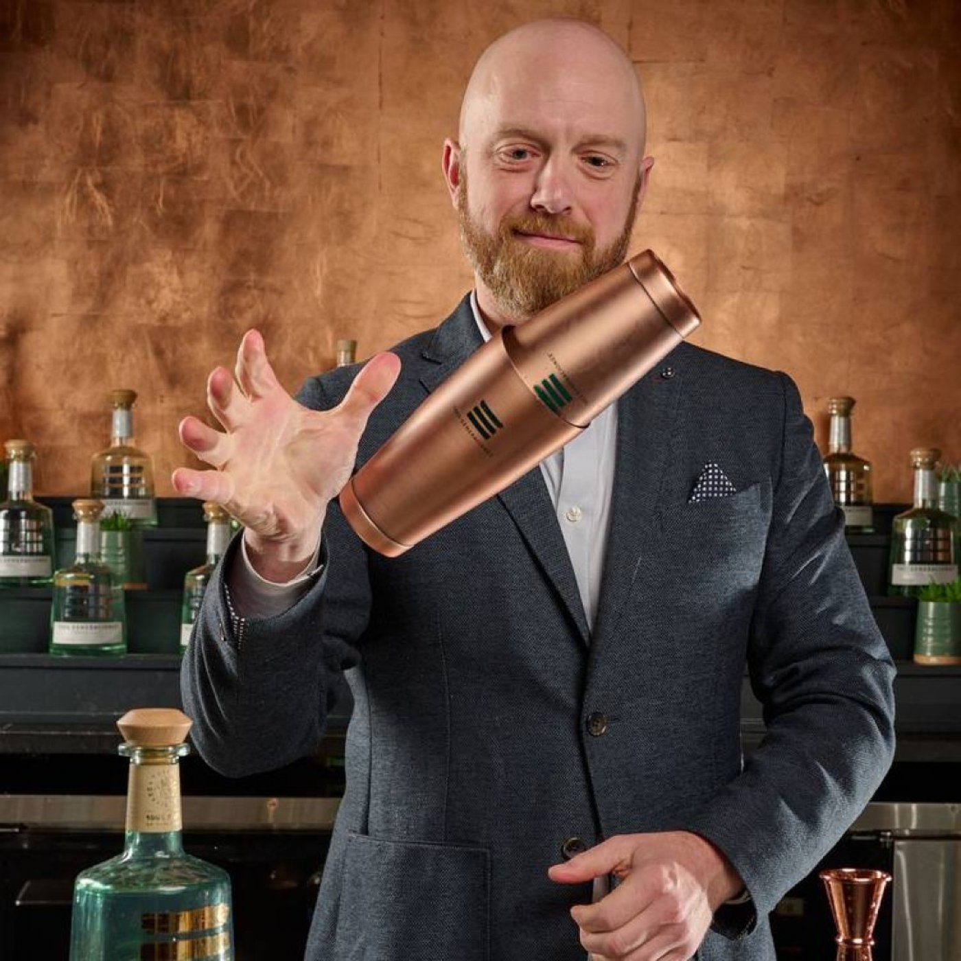 Shaken & Stirred Mixology Class Returns to Bar Margot